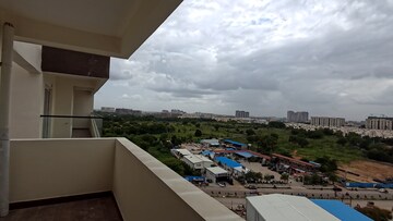 Swimming Pool in 3 BHK Apartment at Manjeera Casa, Gopanpally – for Sale