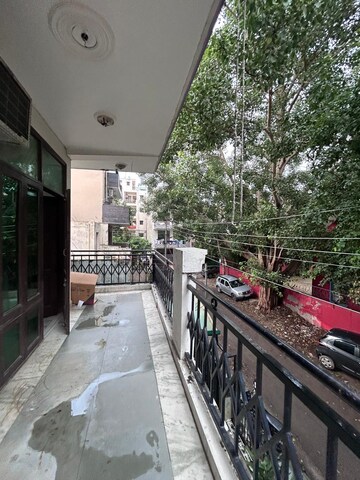 Balcony in 3 BHK Builder Floor at Uday Arden 45, Sector 45 – for Rent