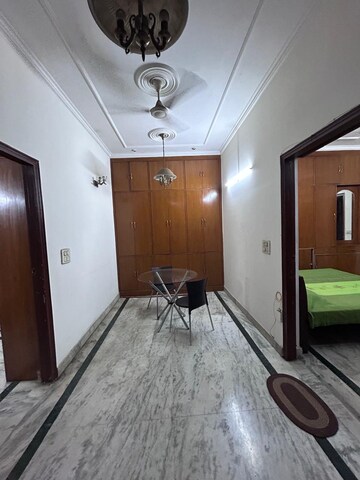Bedroom in 3 BHK Builder Floor at Uday Arden 45, Sector 45 – for Rent