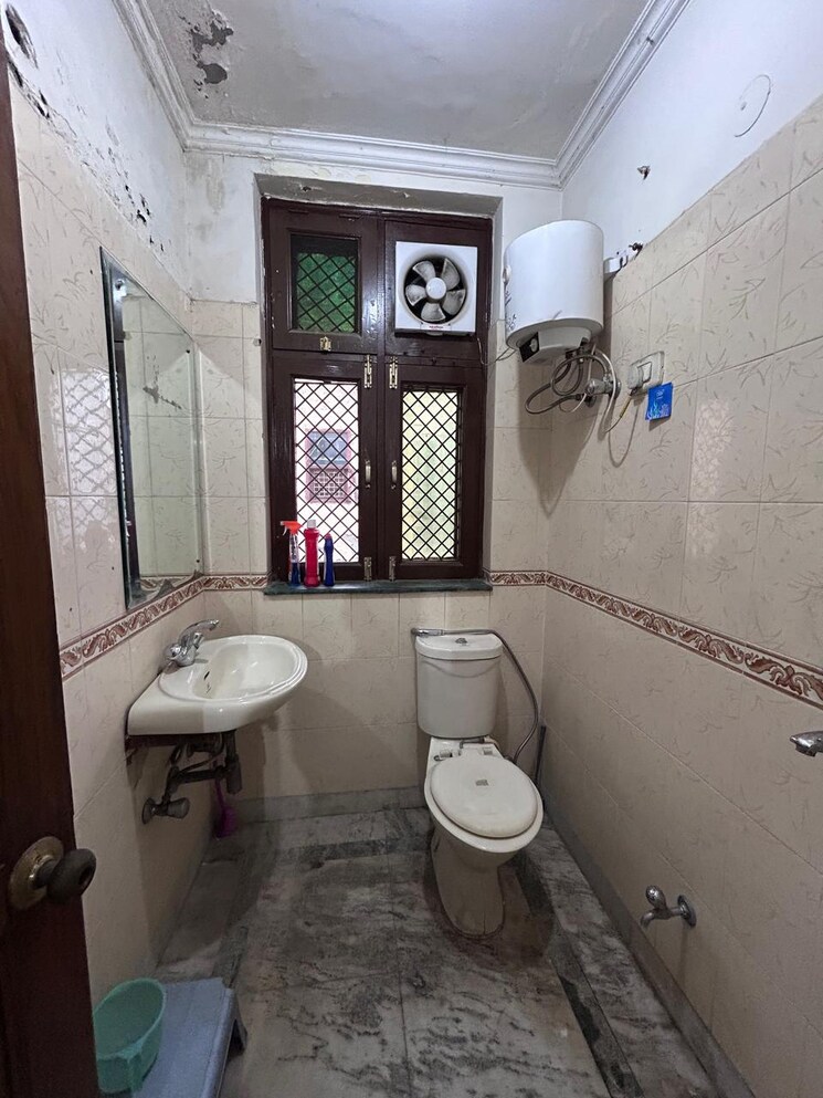 Team Area, uday-arden-45 3 Bedroom 263 Sq.Yd. Builder Floor In Sector 45 Gurgaon 9000836