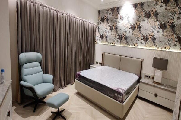 3 BHK + Servant Room Apartment For Rent in Lodha World View