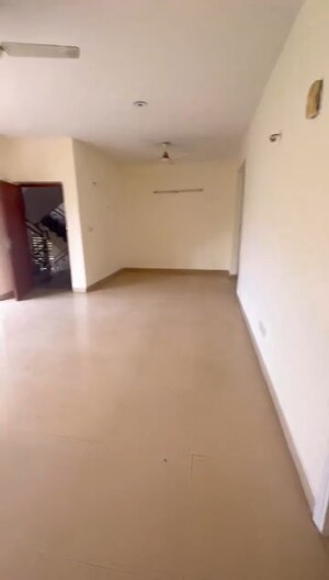Room in 3 BHK Builder Floor at Puri Vip Floors, Sector 81 – for Sale