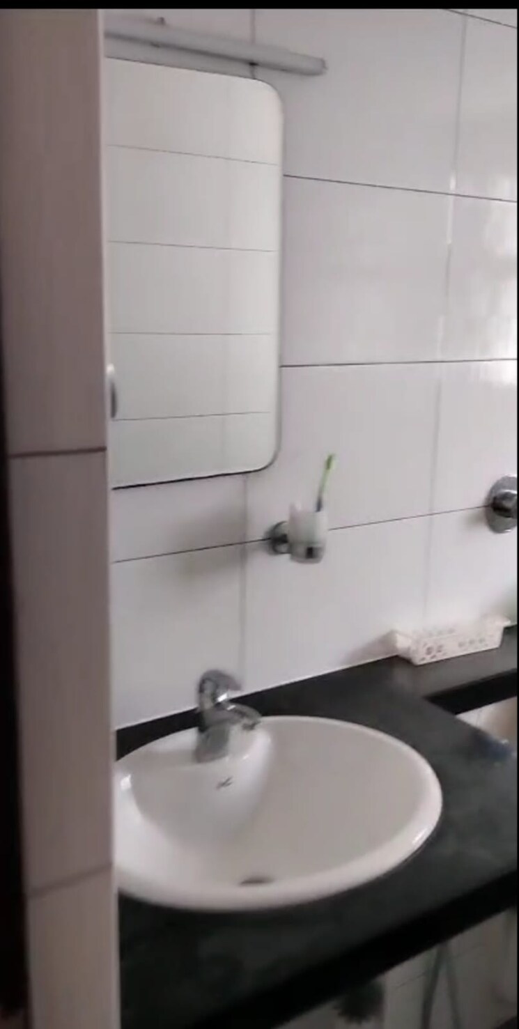 Bathroom, puzhakkal 4 Bedroom 3100 Sq.Ft. Apartment In Puzhakkal Thrissur 9000876