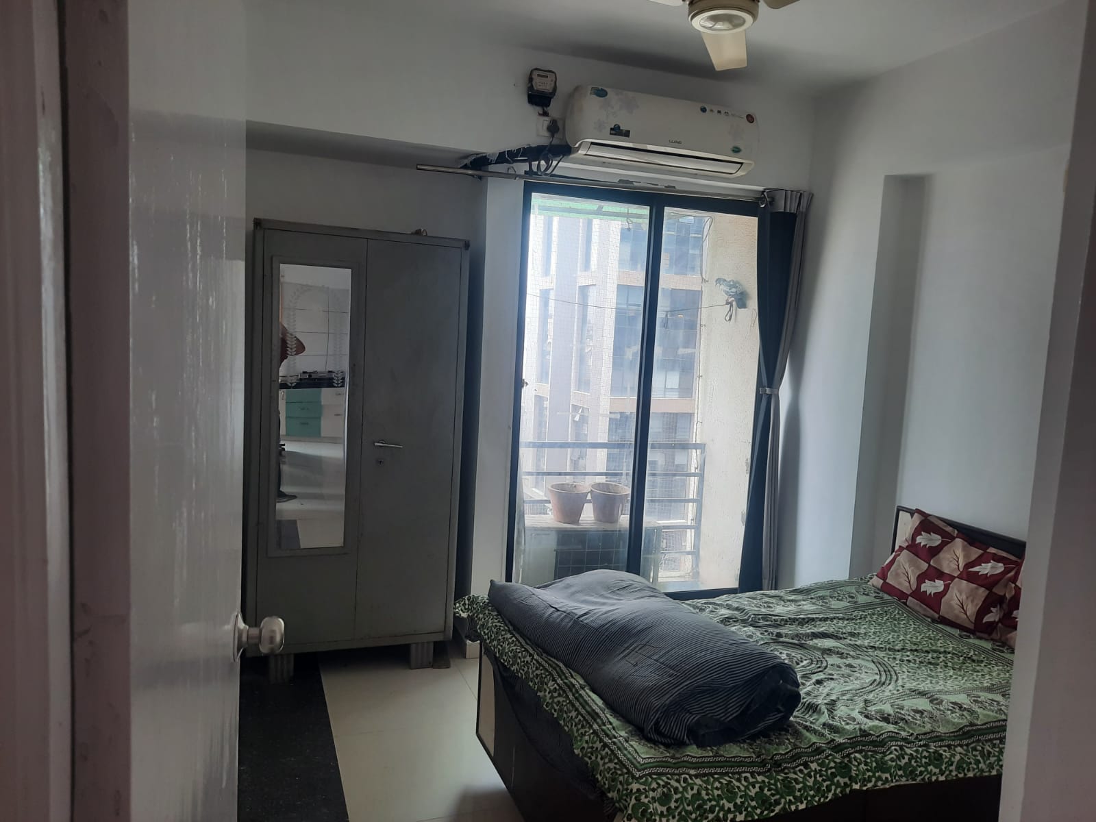 2 BHK Apartment For Rent in Nilesh Flat