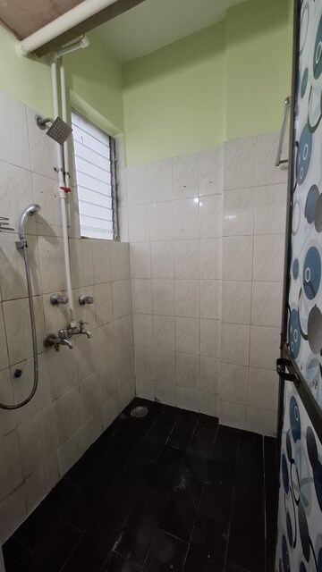 Bathroom in 1 BHK Apartment at Kopar Khairane – for Rent