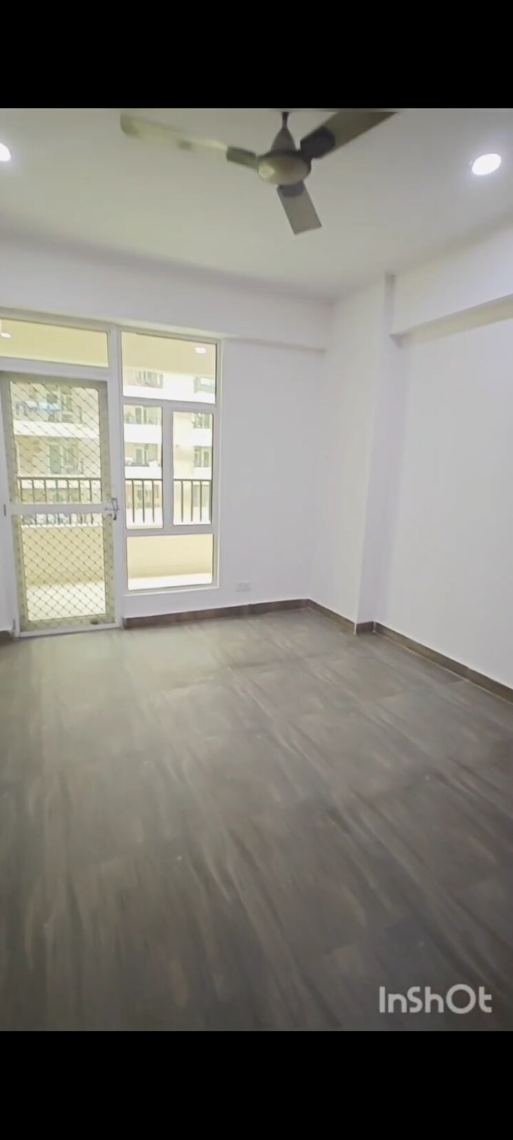 Room, gaur-city-2-11th-avenue 3 Bedroom 1420 Sq.Ft. Apartment In Sector 16c Greater Noida Greater Noida 9000934