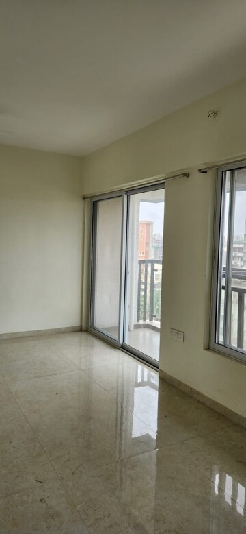 Room in 3 BHK Apartment at Ambedkar Chowk Area – for Rent