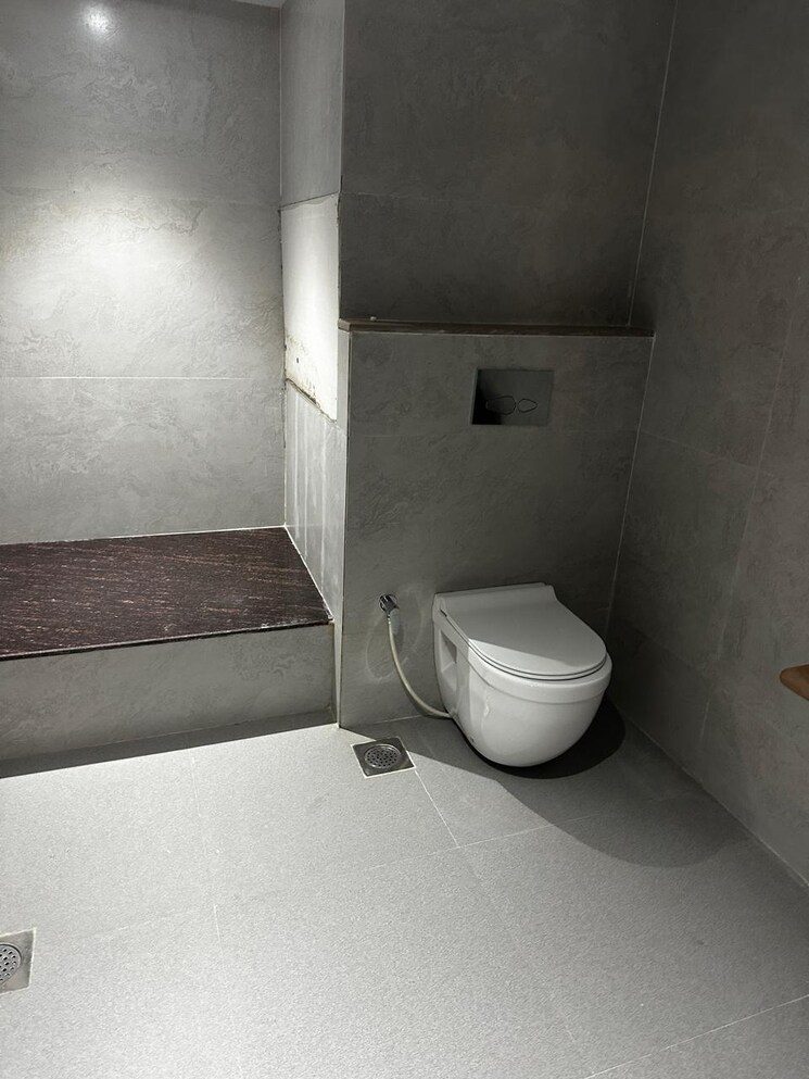Bathroom, diamond-garden 4 Bedroom 1820 Sq.Ft. Apartment In Chembur Mumbai 9000962