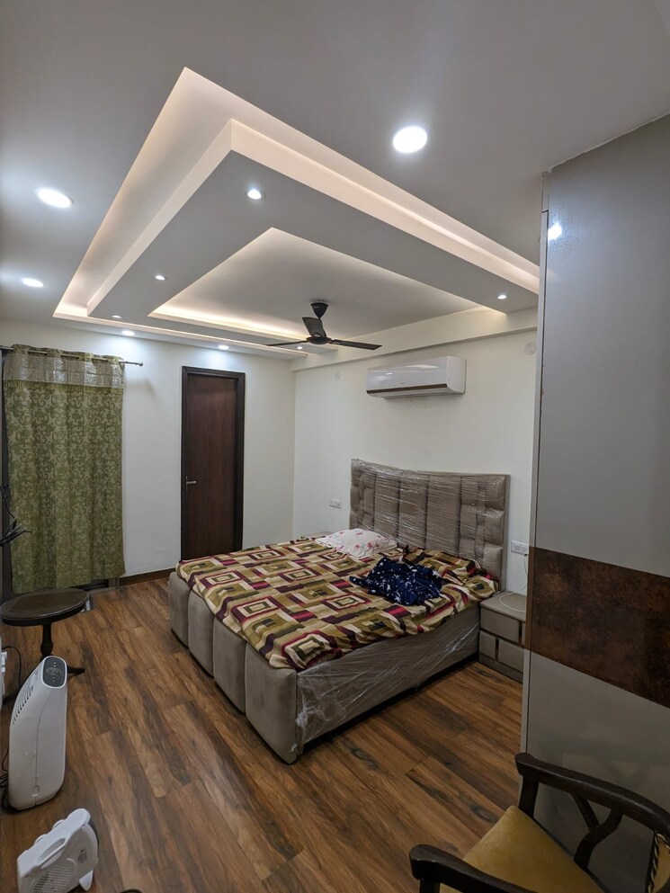 Bedroom, sushant-lok-3 3 Bedroom 200 Sq.Yd. Builder Floor In Sector 57 Gurgaon 9000978