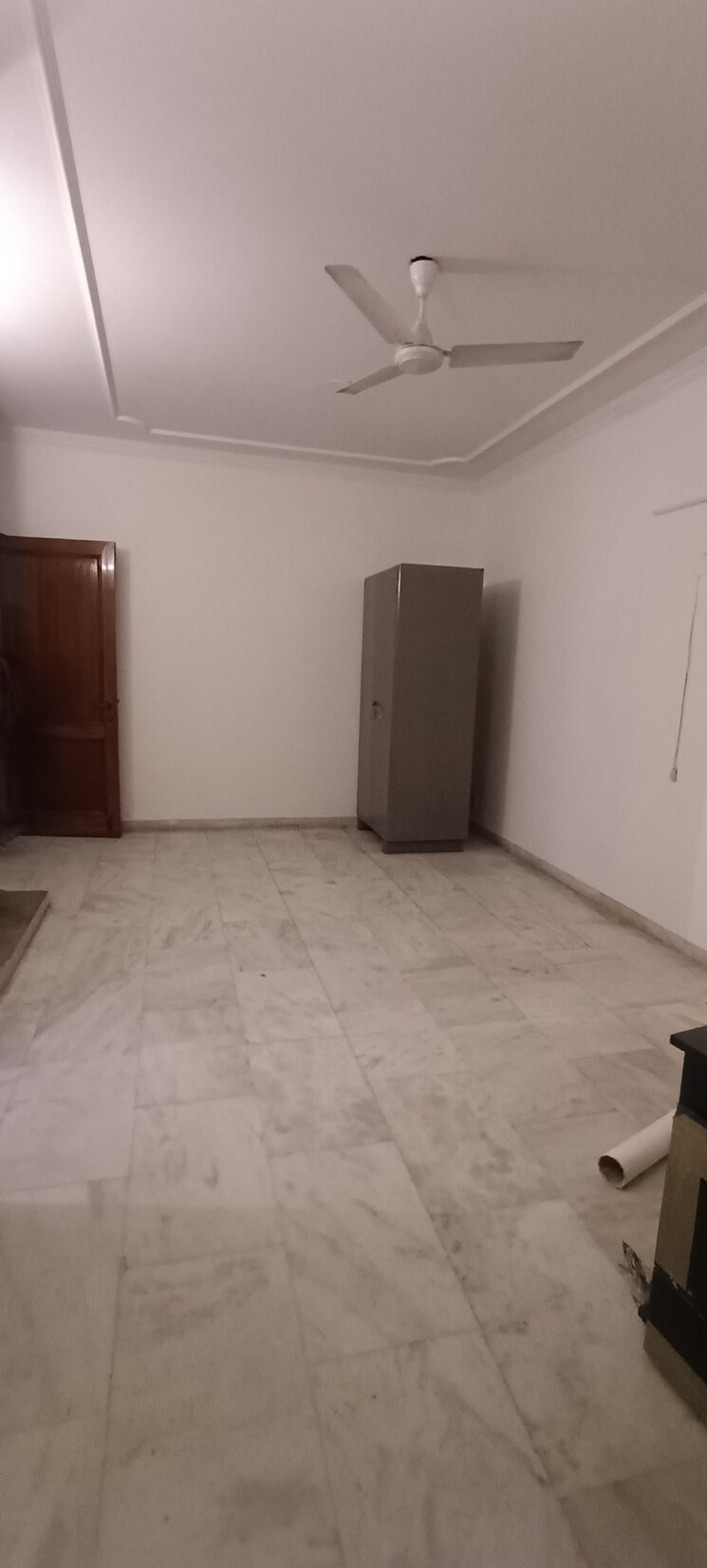 Room, kalkaji 1.5 Bedroom 650 Sq.Ft. Builder Floor In Kalkaji Delhi 9001005