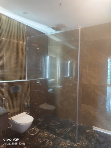 Bathroom in 4 BHK Apartment at DLF The Camellias, Sector 42 – for Rent
