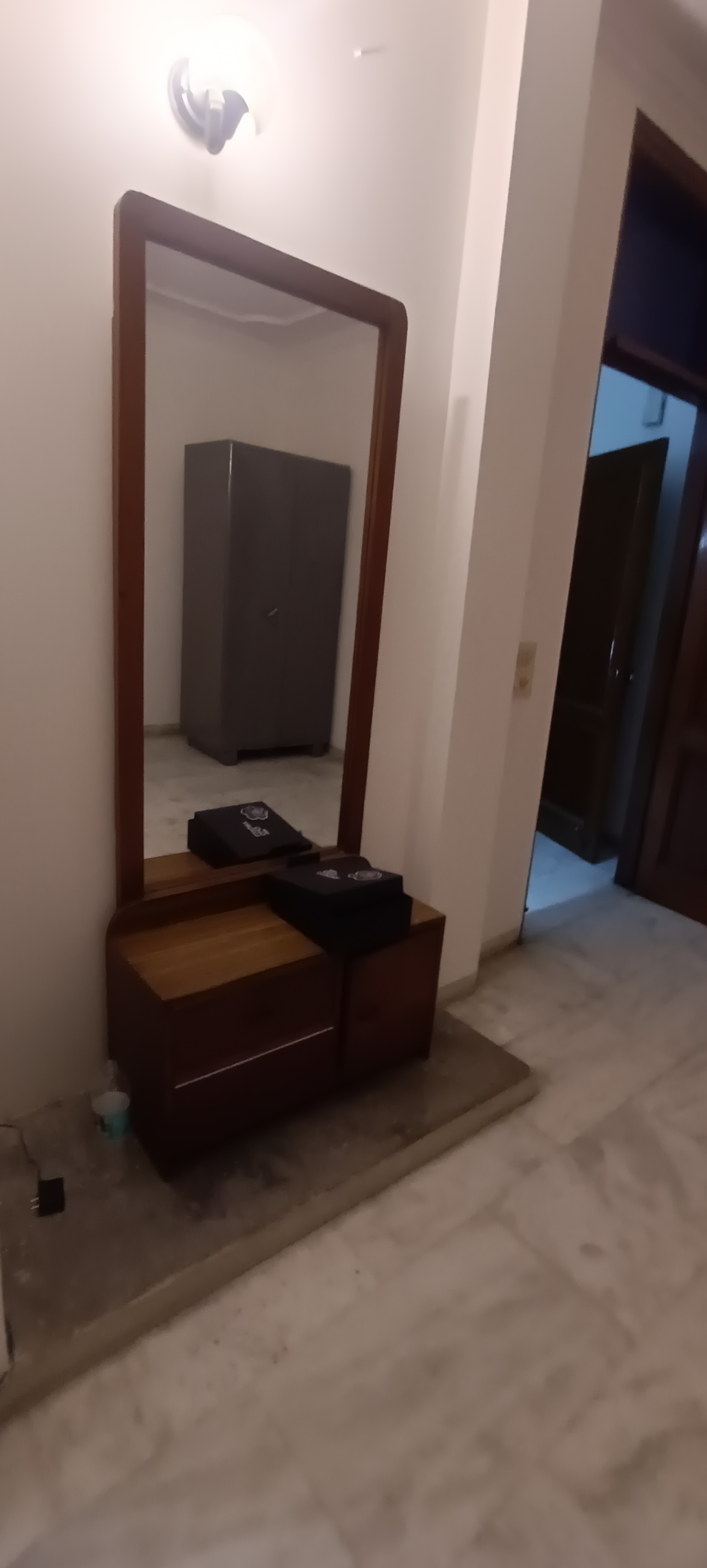 1.5 BHK + Extra Room Builder Floor For Rent in Kalkaji