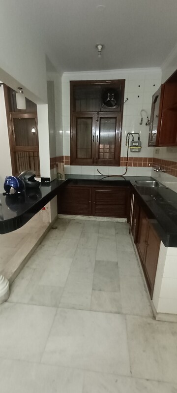 Kitchen in 1.5 BHK Builder Floor at Kalkaji – for Rent