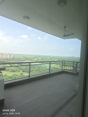 Bedroom in 4 BHK Apartment at DLF The Camellias, Sector 42 – for Sale