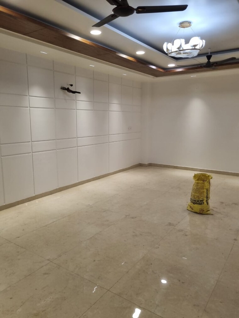 Room, sainik colony 3 Bedroom 1750 Sq.Ft. Builder Floor In Sainik Colony Faridabad 9001073