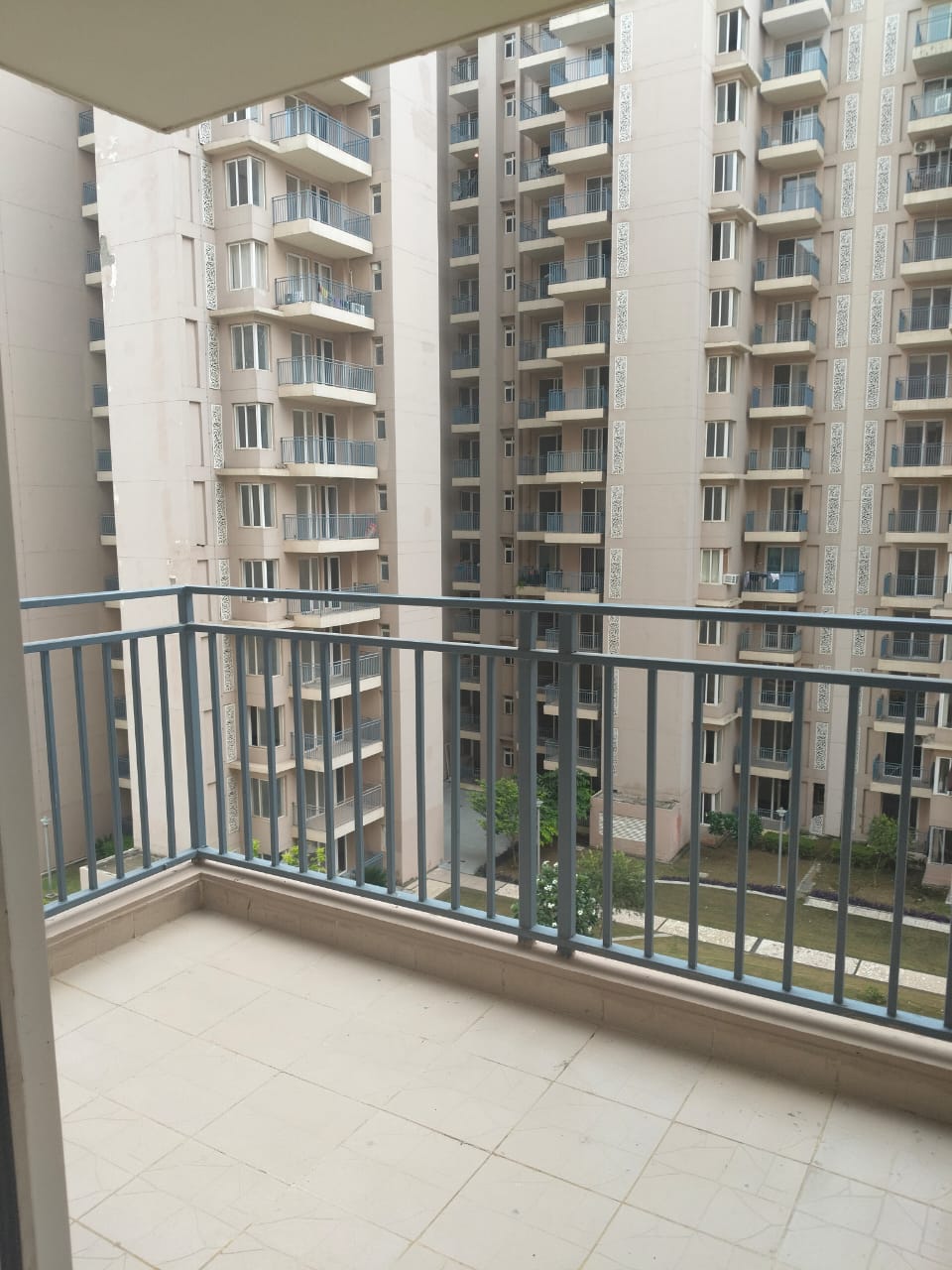 3 BHK + Servant Room 1910 Sq.Ft. Apartment in 3C Orris Greenopolis