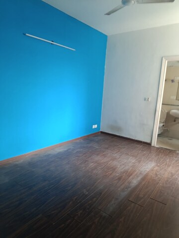 Room in 3 BHK Apartment at BPTP Park Elite Premium, Sector 84 – for Sale