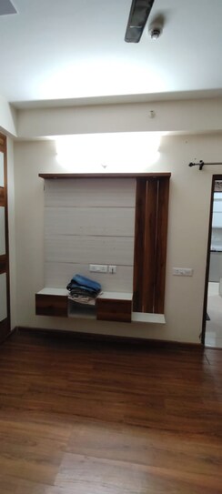2 BHK + Extra Room Apartment For Sale in Panchsheel Greens