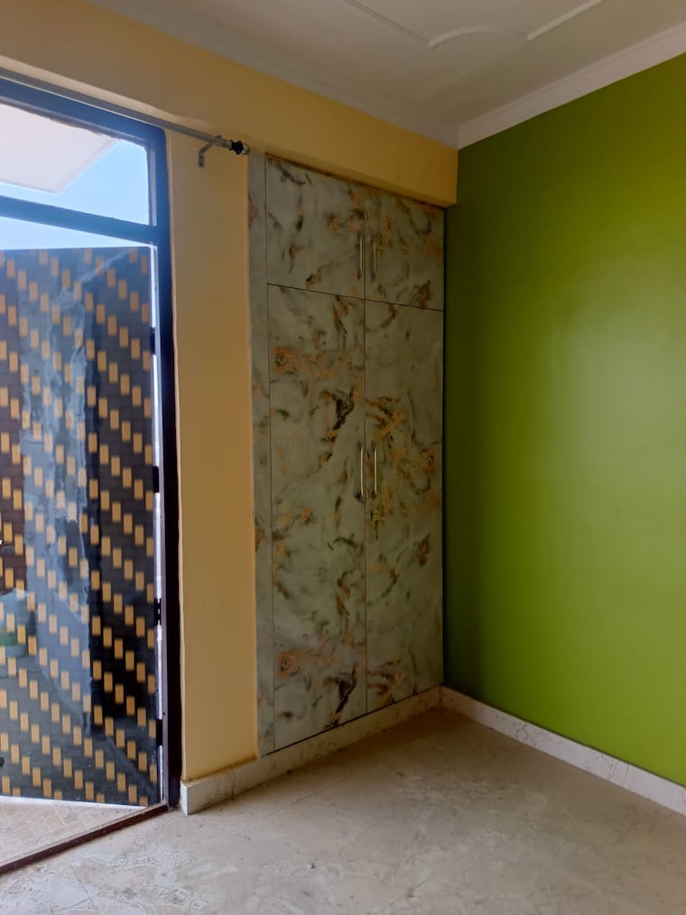 Room, vashisht-heights 3 Bedroom 751 Sq.Ft. Apartment In Sector 87 Faridabad 9001125