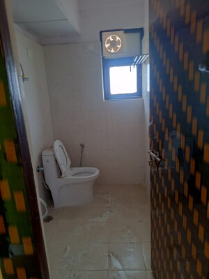 Bathroom in 3 BHK Apartment at Vashisht Heights, Sector 87 – for Sale