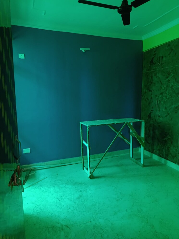 Room, vashisht-heights 3 Bedroom 751 Sq.Ft. Apartment In Sector 87 Faridabad 9001125