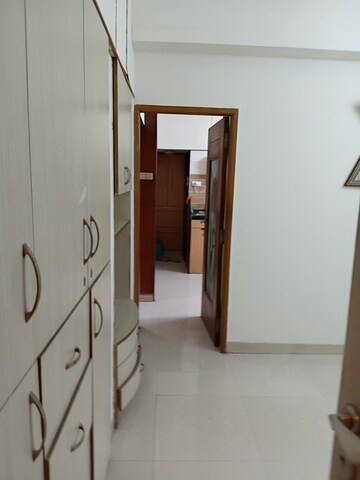 Furnished Amenities in 3 BHK Apartment at Neelam CHS Dadar, Dadar East – for Rent