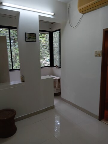 Furnished Amenities in 3 BHK Apartment at Neelam CHS Dadar, Dadar East – for Rent