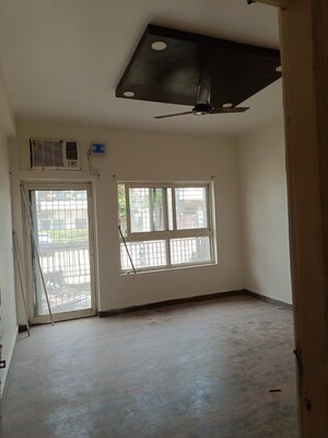 Room in 4 BHK Apartment at BPTP Parkland Pride, Sector 77 – for Sale