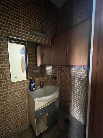 Bathroom in 2 BHK Builder Floor at Sector 43 – for Rent