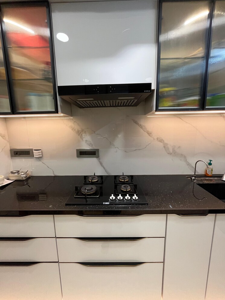 Kitchen, viman nagar 2 Bedroom 800 Sq.Ft. Apartment In Viman Nagar Pune 9001245