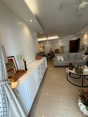 Team Area in 3 BHK Apartment at HDIL Metropolis Residences, Andheri West – for Rent