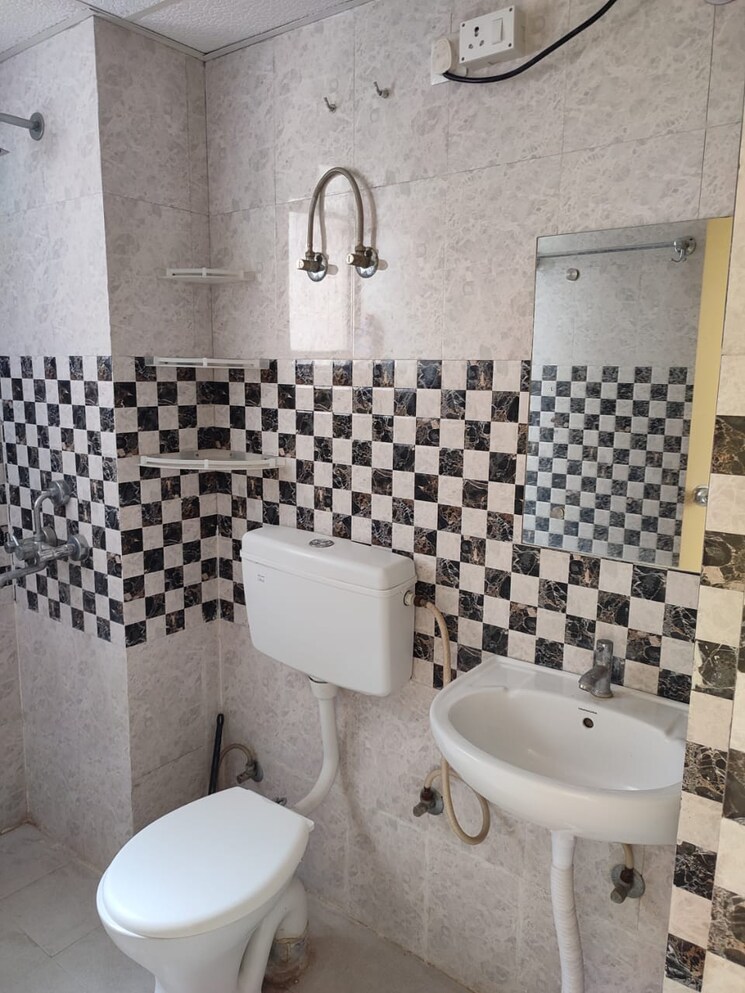 Master Bedroom, shree-vardhman-green-court 2 Bedroom 626 Sq.Ft. Apartment In Sector 90 Gurgaon 9001304