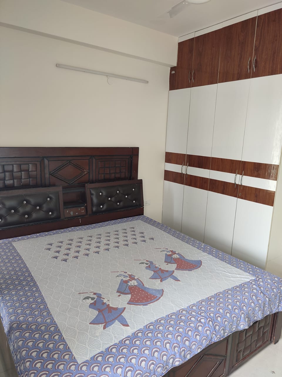 2 BHK Apartment For Rent in Shree Vardhman Green Court