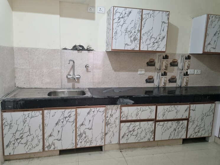 Kitchen, sector 19b dwarka 3 Bedroom 1850 Sq.Ft. Apartment In Sector 19b Dwarka Delhi 9001342