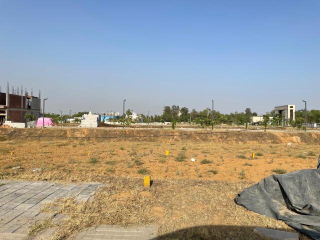 Plot For Sale in JMS The Pearl