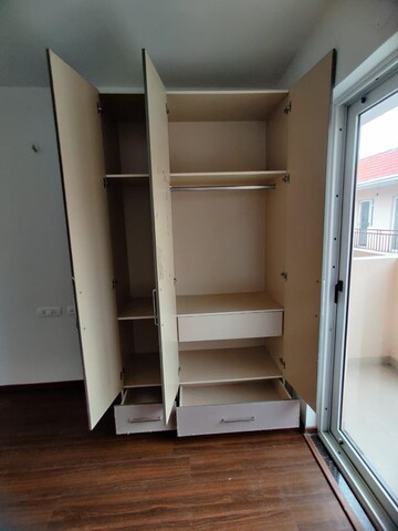 Room in 3 BHK Apartment at Sushma Valencia, Nagla Road – for Sale