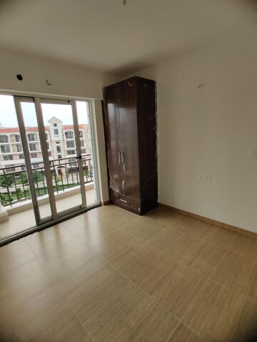 Room in 3 BHK Apartment at Sushma Valencia, Nagla Road – for Sale