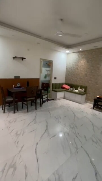 Team Area in 2 BHK Builder Floor at Mehrauli – for Rent