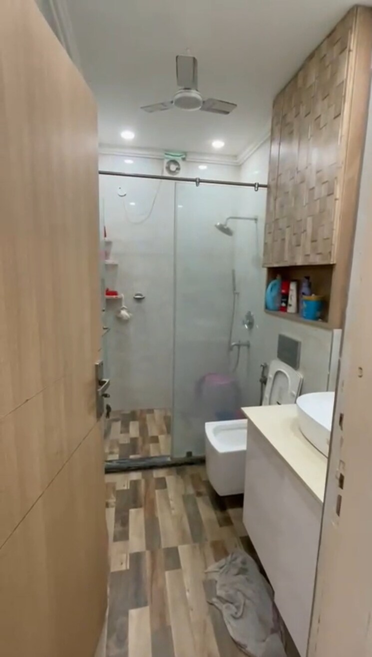 Bathroom, mehrauli 2 Bedroom 850 Sq.Ft. Builder Floor In Mehrauli Delhi 9001421