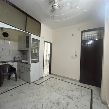 2 BHK Builder Floor For Rent in Rohini Sector 24