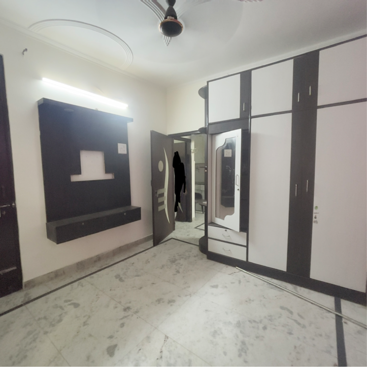 Room, rohini sector 24 2 Bedroom 550 Sq.Ft. Builder Floor In Rohini Sector 24 Delhi 9001430