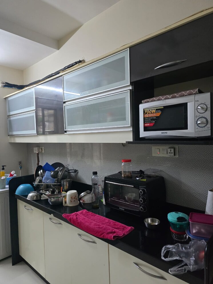 Kitchen, naiknavare-mystique-moods 3 Bedroom 1600 Sq.Ft. Apartment In Viman Nagar Pune 9001436