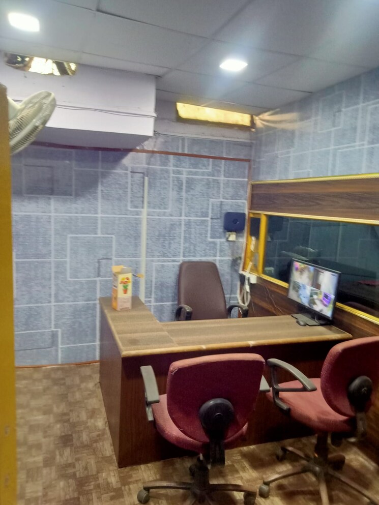 Team Area, indira nagar Commercial Office Space 1200 Sq.Ft. In Indira Nagar Lucknow 9001481