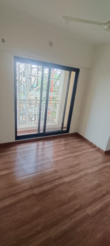 Room in 1 BHK Apartment at KM Horizon Exotica, Haware City – for Rent