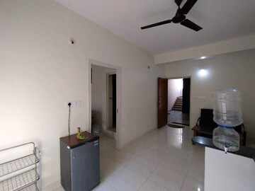  1 BHK Apartment at Green Glen Layout, Bellandur – for Rent