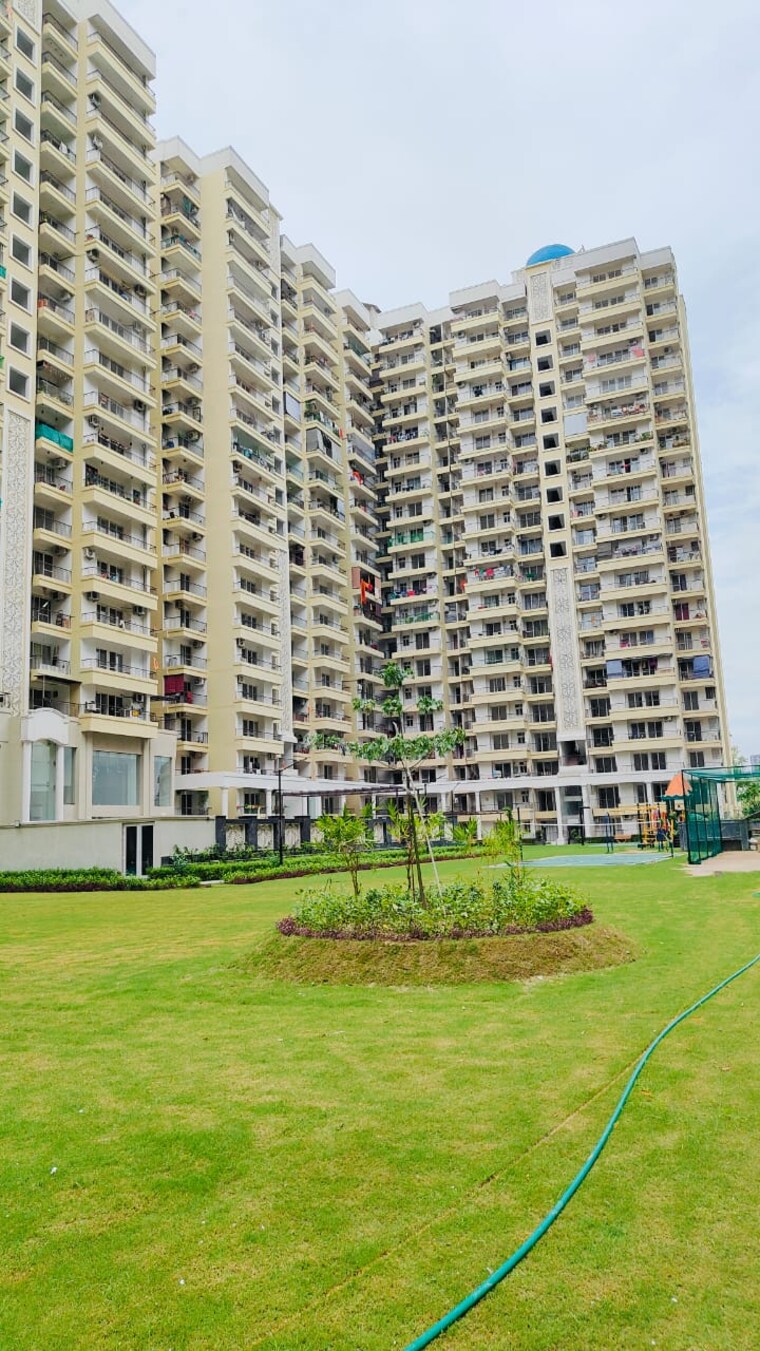 Exterior View, arihant-one 3 Bedroom 990 Sq.Ft. Apartment In Sector 1 Greater Noida Greater Noida 9001489