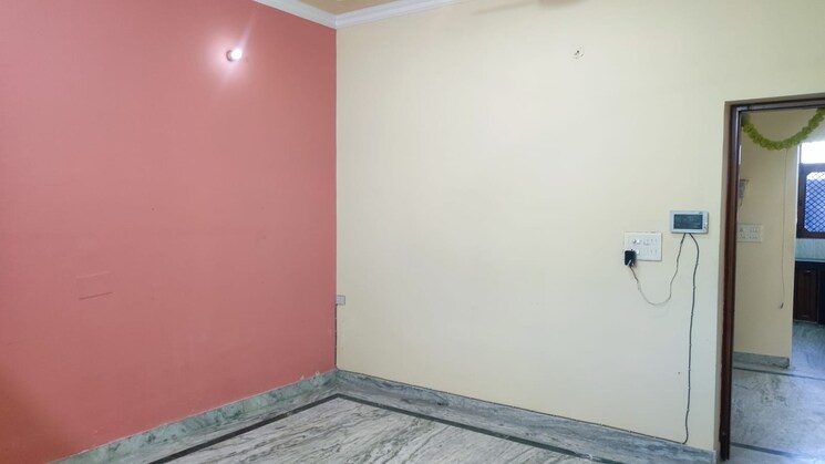 Room, sector 21d 2 Bedroom 1500 Sq.Ft. Villa In Sector 21d Faridabad 9001497