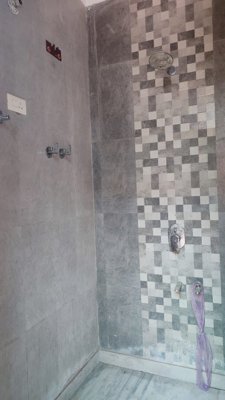 Bathroom, sector 21d 2 Bedroom 1500 Sq.Ft. Villa In Sector 21d Faridabad 9001497