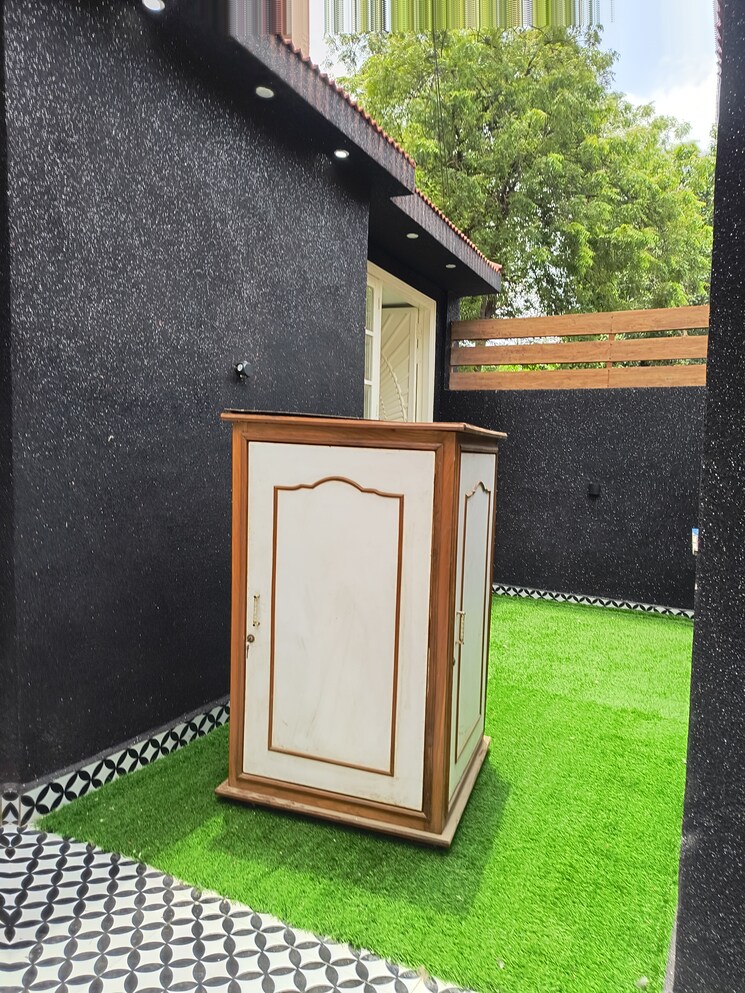 Terrace, sarita vihar 4 Bedroom 2100 Sq.Ft. Apartment In Sarita Vihar Delhi 9001538