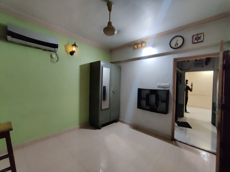 Room, parsik nagar 1 Bedroom 450 Sq.Ft. Apartment In Parsik Nagar Thane 9001556